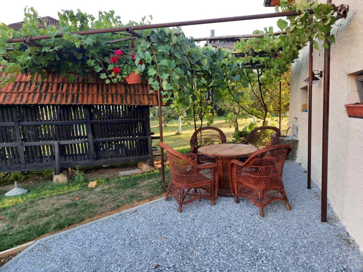 Begova Kuca-Velika Kladusa Exterior foto