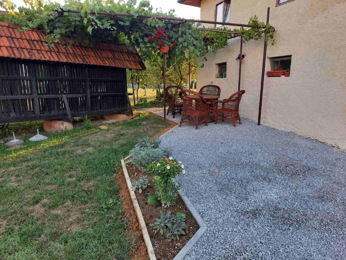 Begova Kuca-Velika Kladusa Exterior foto