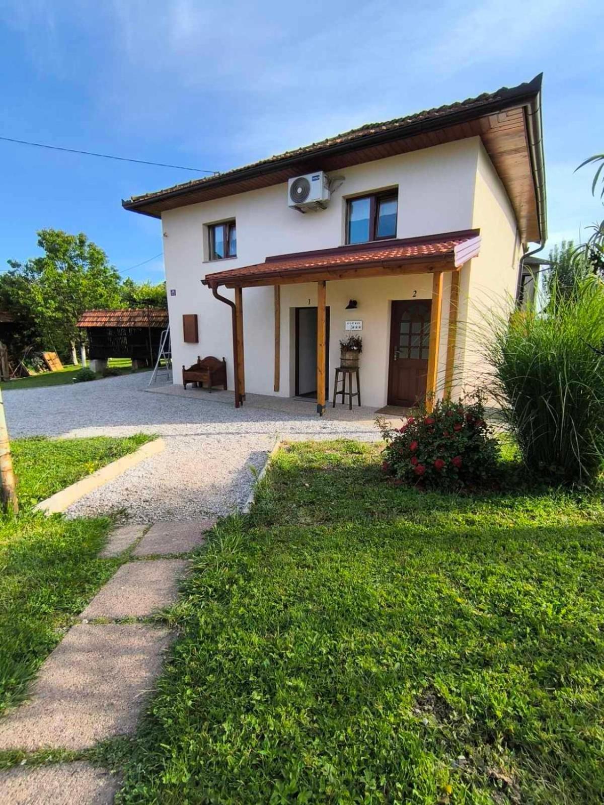Begova Kuca-Velika Kladusa Exterior foto